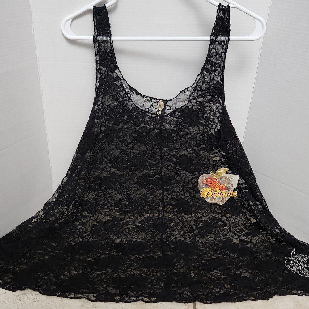 Black Lace Sleeveless Top